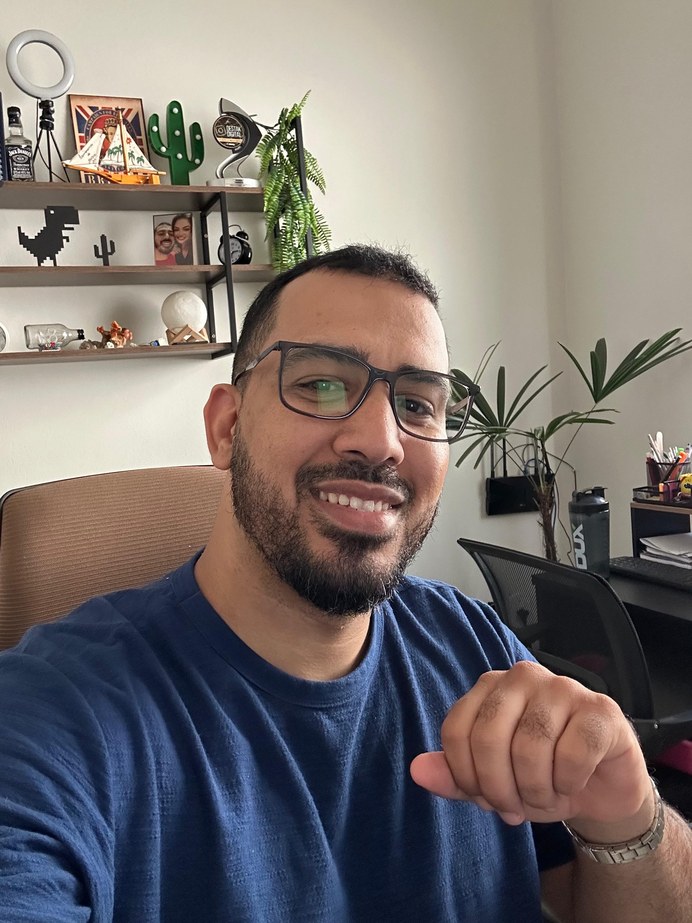 Wesley Palmer no escritório